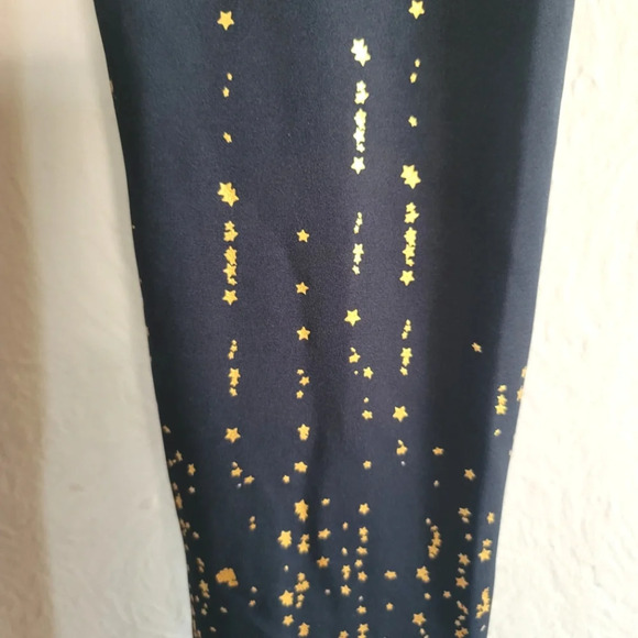 Feed Me Fight Me, Black with Gold Foil Stars, Size Small - Picture 3 of 8